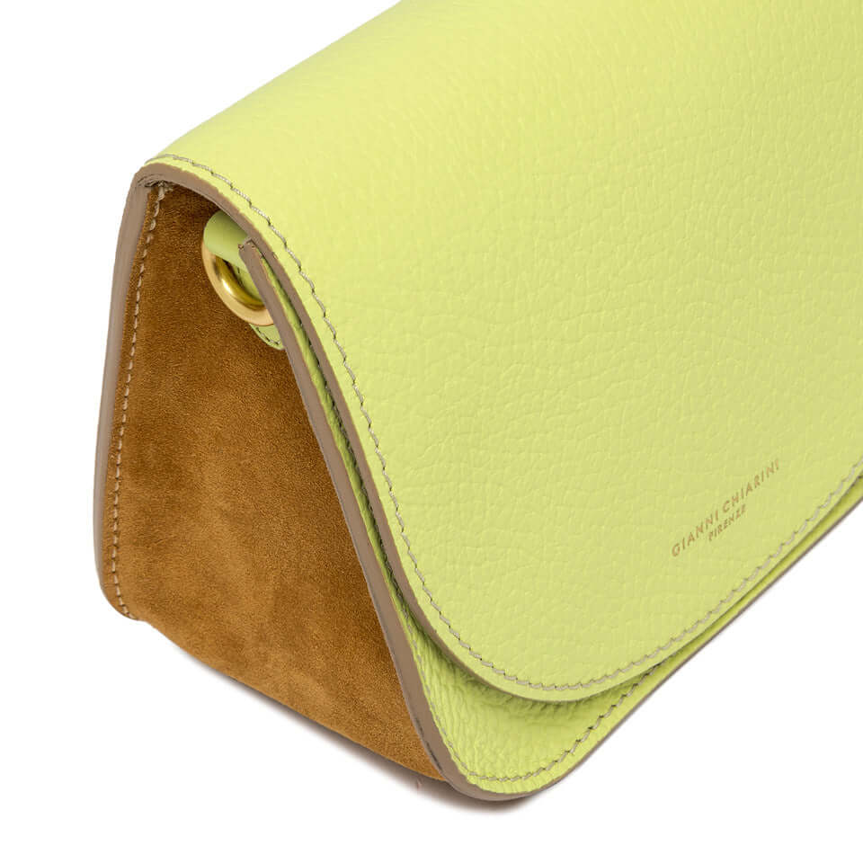 Tara by Gianni Chiarini, stylish handbag in green leather and suede with a magnetic closure.