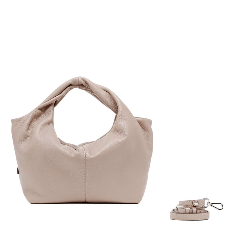Agnese medium-size handbag in grana dollaro with double handles and detachable strap.