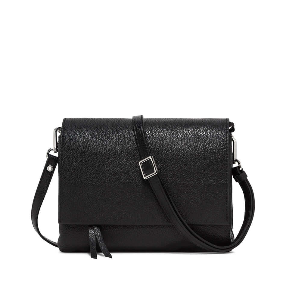 Borsa Three Gianni Chiarini in pelle martellata nera con tracolla, elegante e versatile per ogni occasione.