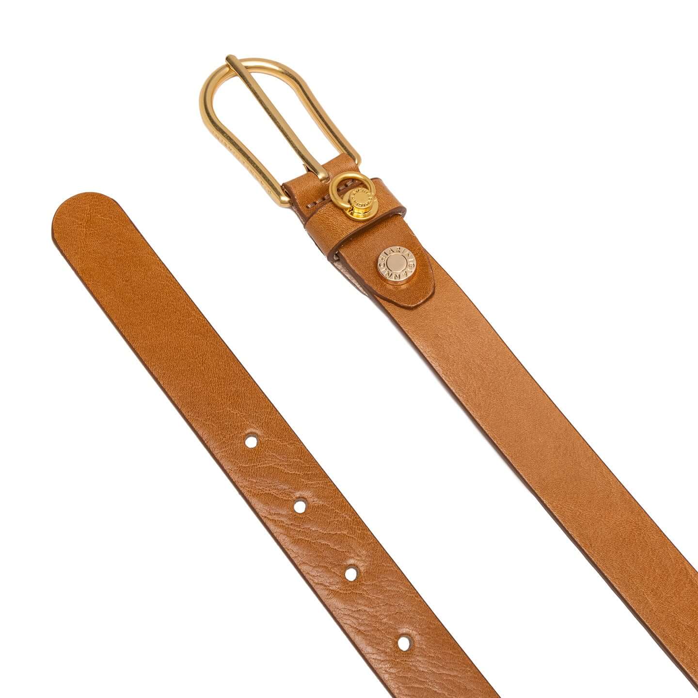 Cintura in pelle lucida 2,5 cm con fibbia logata in metallo, ideale per look casual o eleganti.