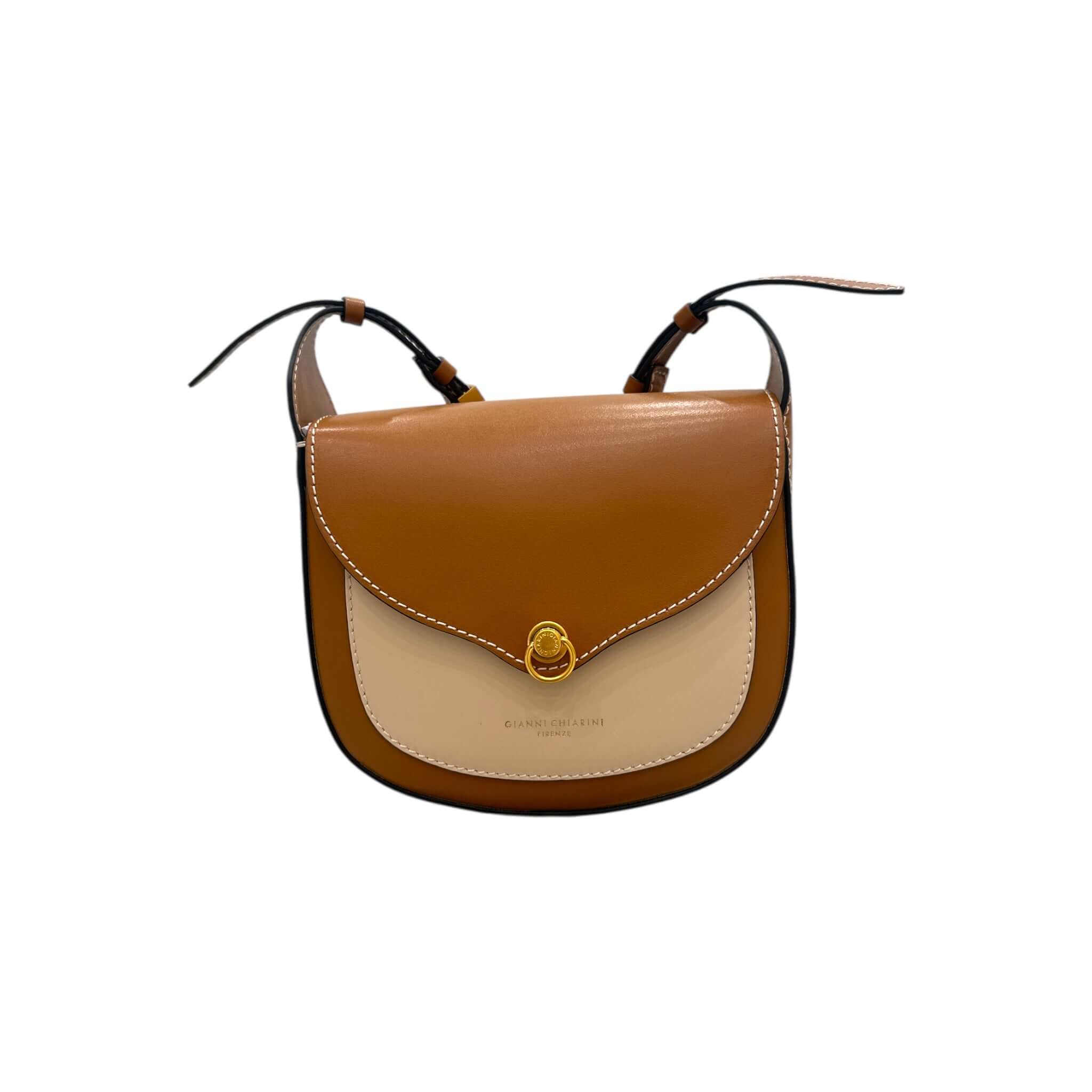 ISA by Gianni Chiarini Firenze, trendy leather bag with iconic details and metallic elements.