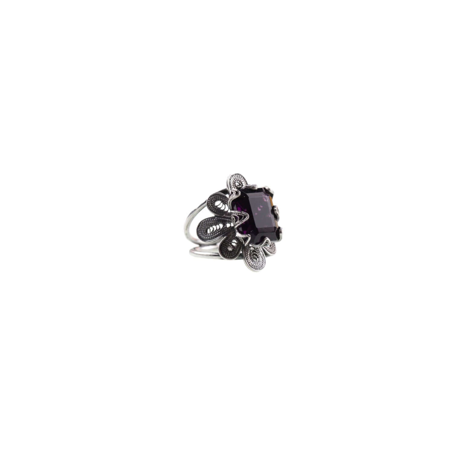 Anello Pietra handmade in sterling silver .925 with a black stone, size 2 cm, nickel-free, unique craftsmanship.