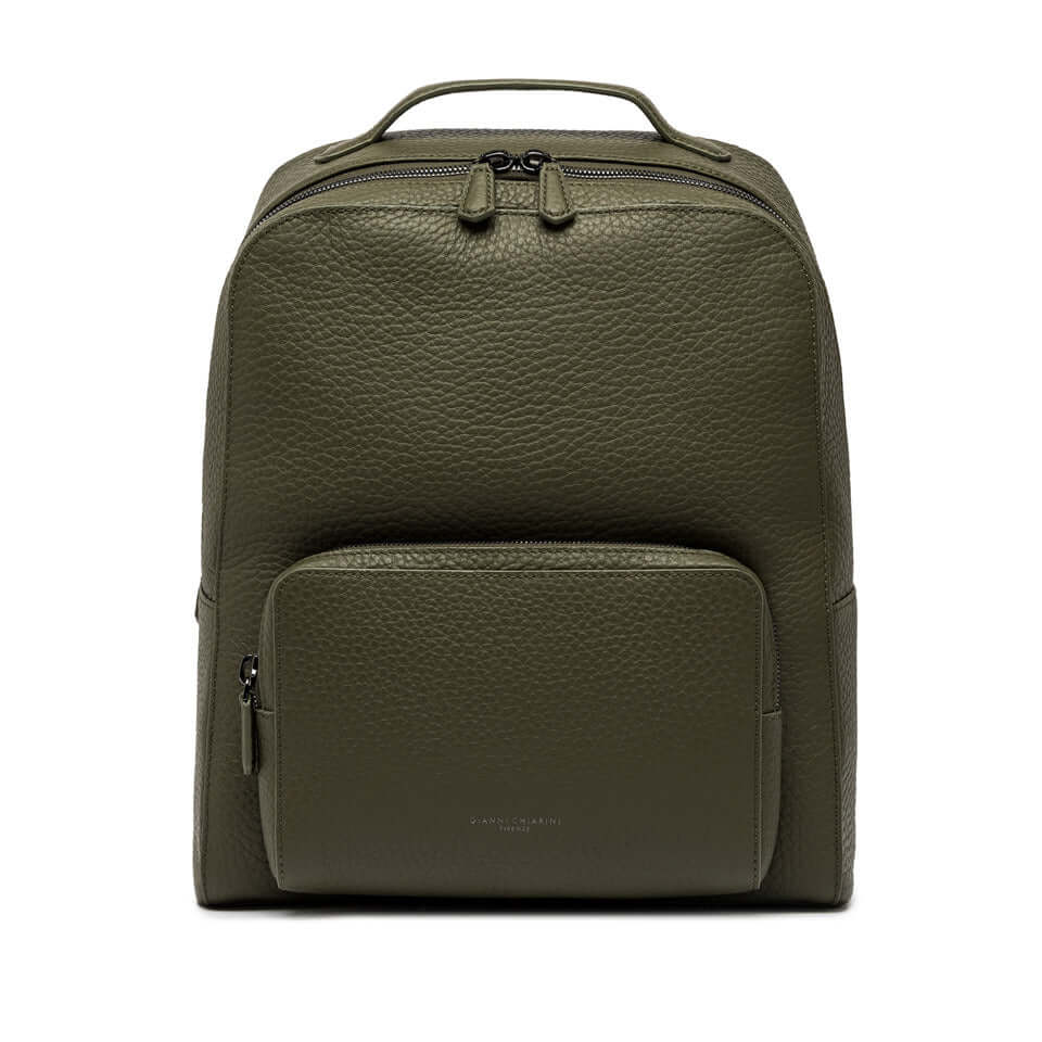 FLORENCE zaino Gianni Chiarini Firenze in pelle martellata, design minimal e pratico, colore verde oliva.