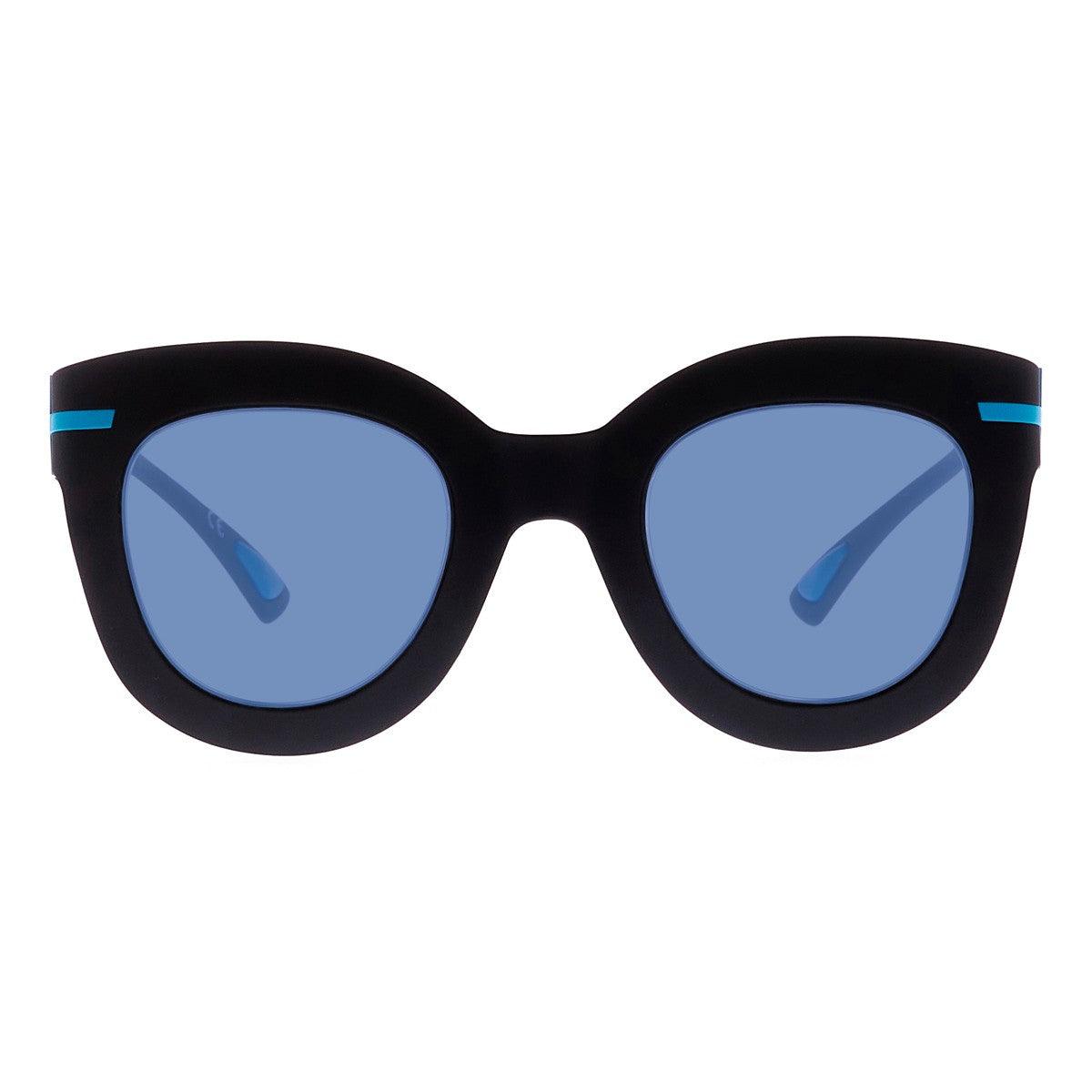 NICOLE C16 occhiale da sole donna a forma di gatto con lenti blu sfumate e dettagli blu, eleganza e audacia.