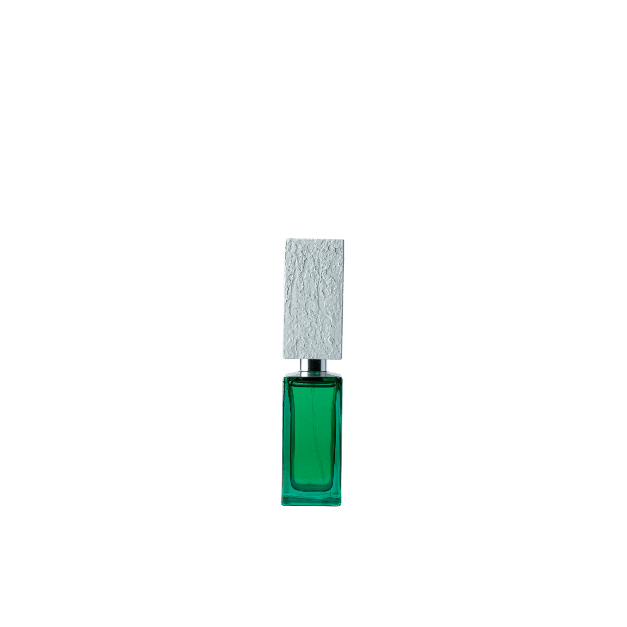 Bottle of LASCIA CH'IO PIANGA perfume by Filippo Sorcinelli, showcasing a vibrant green fragrance.