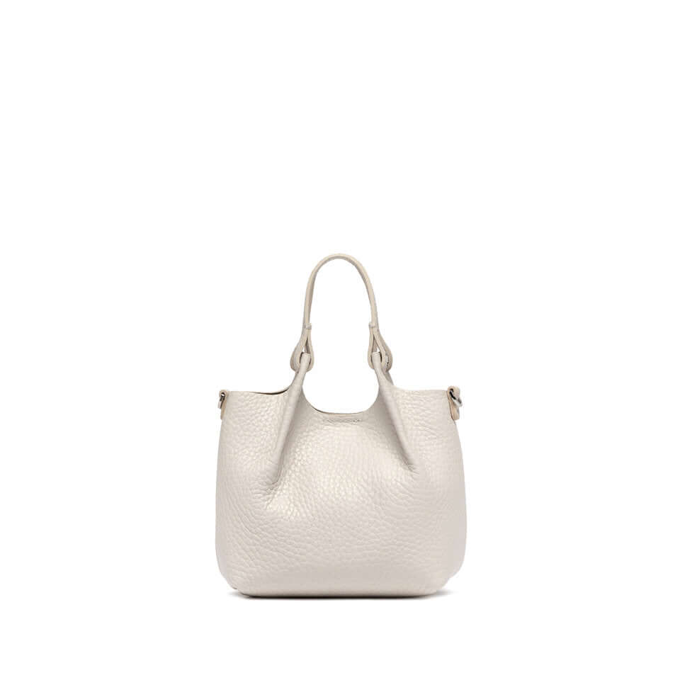 Borsa DUA di Gianni Chiarini in pelle grana maxi, versatile e elegante, ideale per ogni look.
