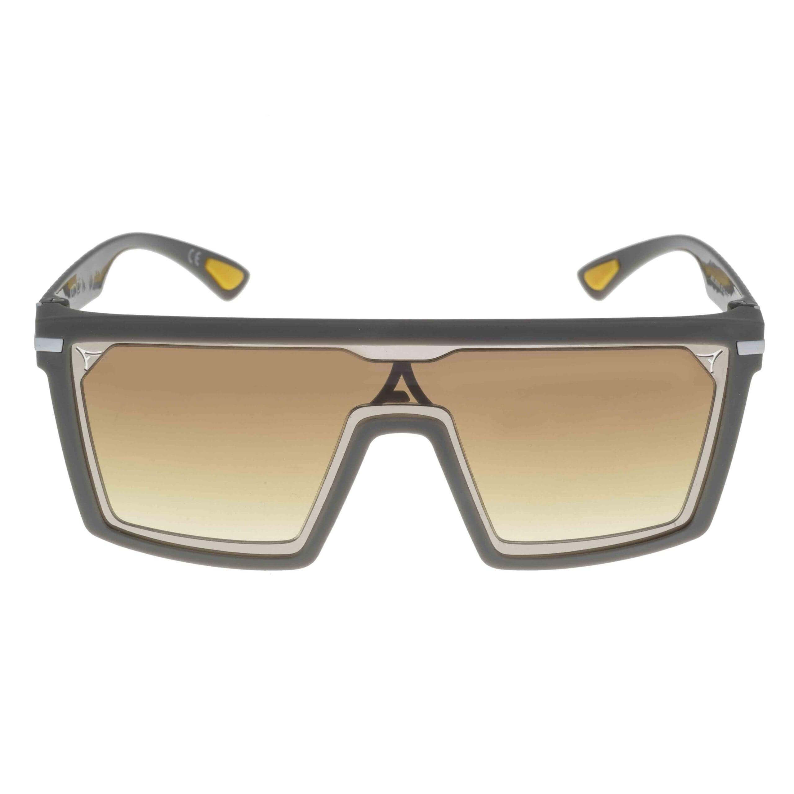 JAGUAR XS C4 sunglasses with bold lines and dynamic design, perfect for a stylish look.