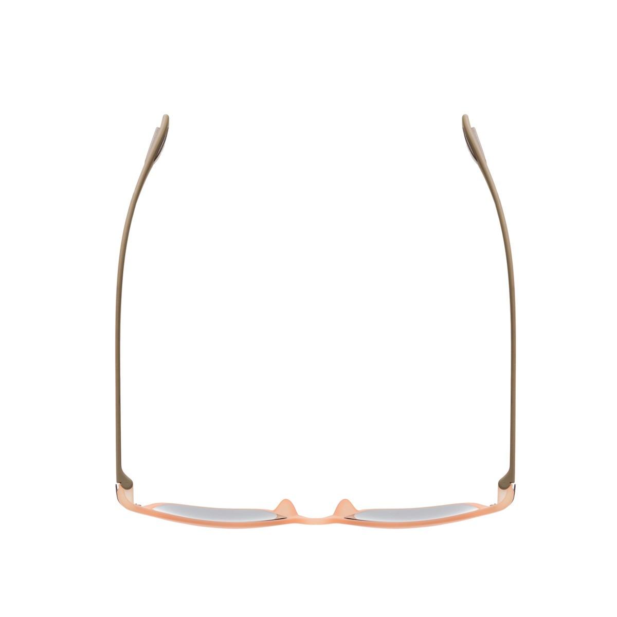 ALEX C4 occhiali da sole della collezione AirDP, design unico e moderno per stile e protezione.