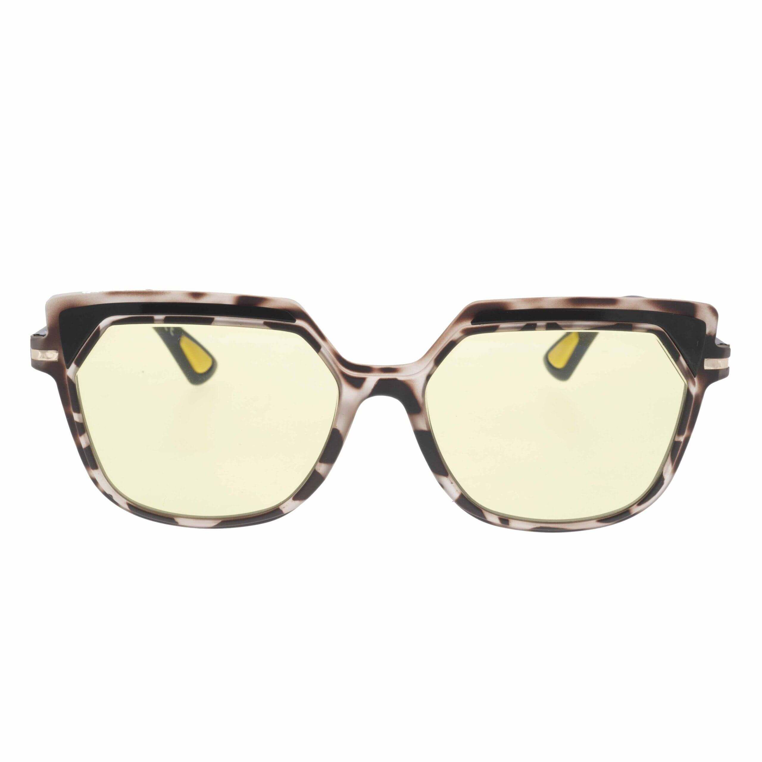 Occhiali ESTIA C8 con lenti fotocromatiche, montatura originale e accostamenti cromatici luminosi.