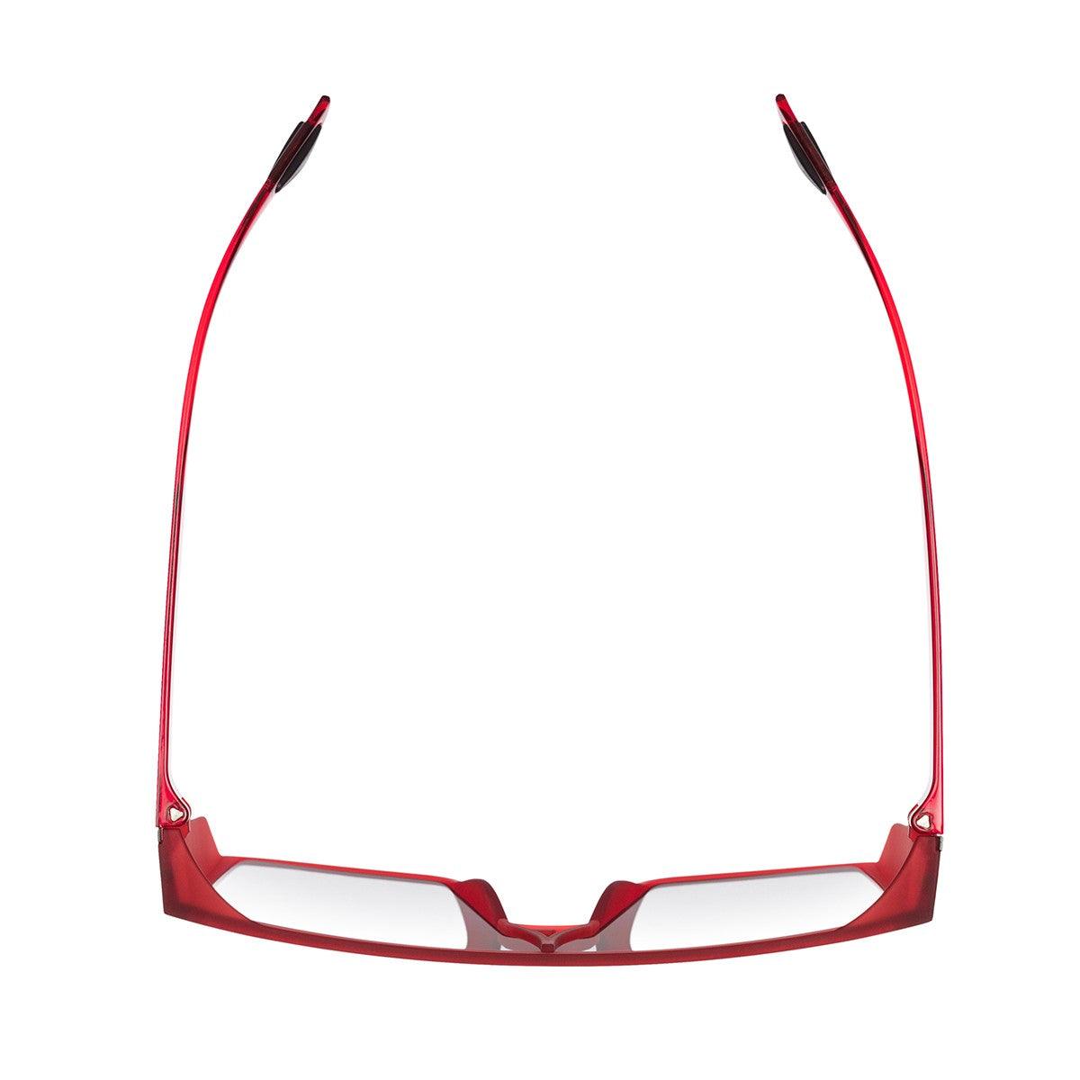 Occhiali JAGUAR C4 con forma avvolgente e design inconfondibile per uno stile dinamico.