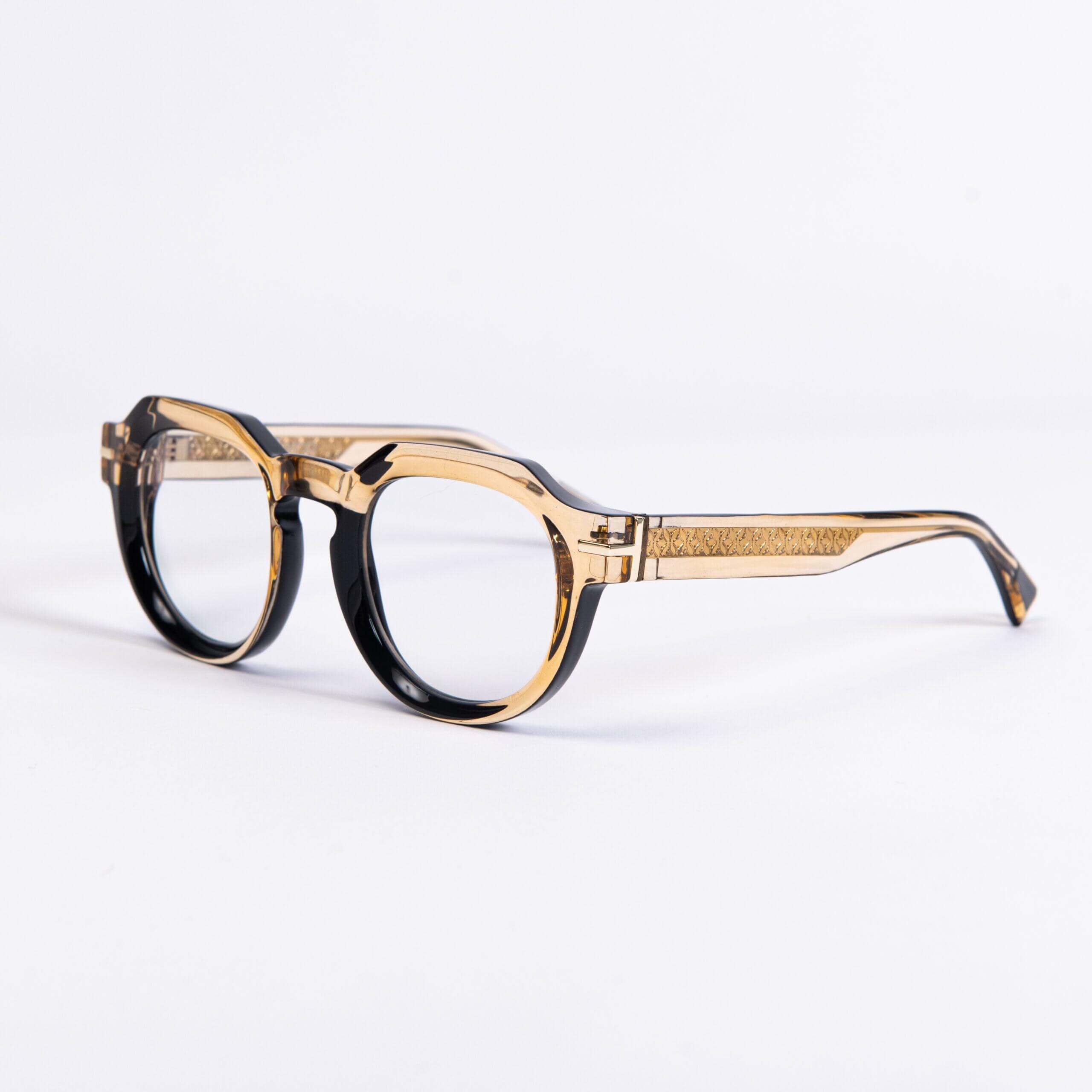 Sunny Island C11 occhiali con design elegante e dettagli in metallo, modello di AirDP.