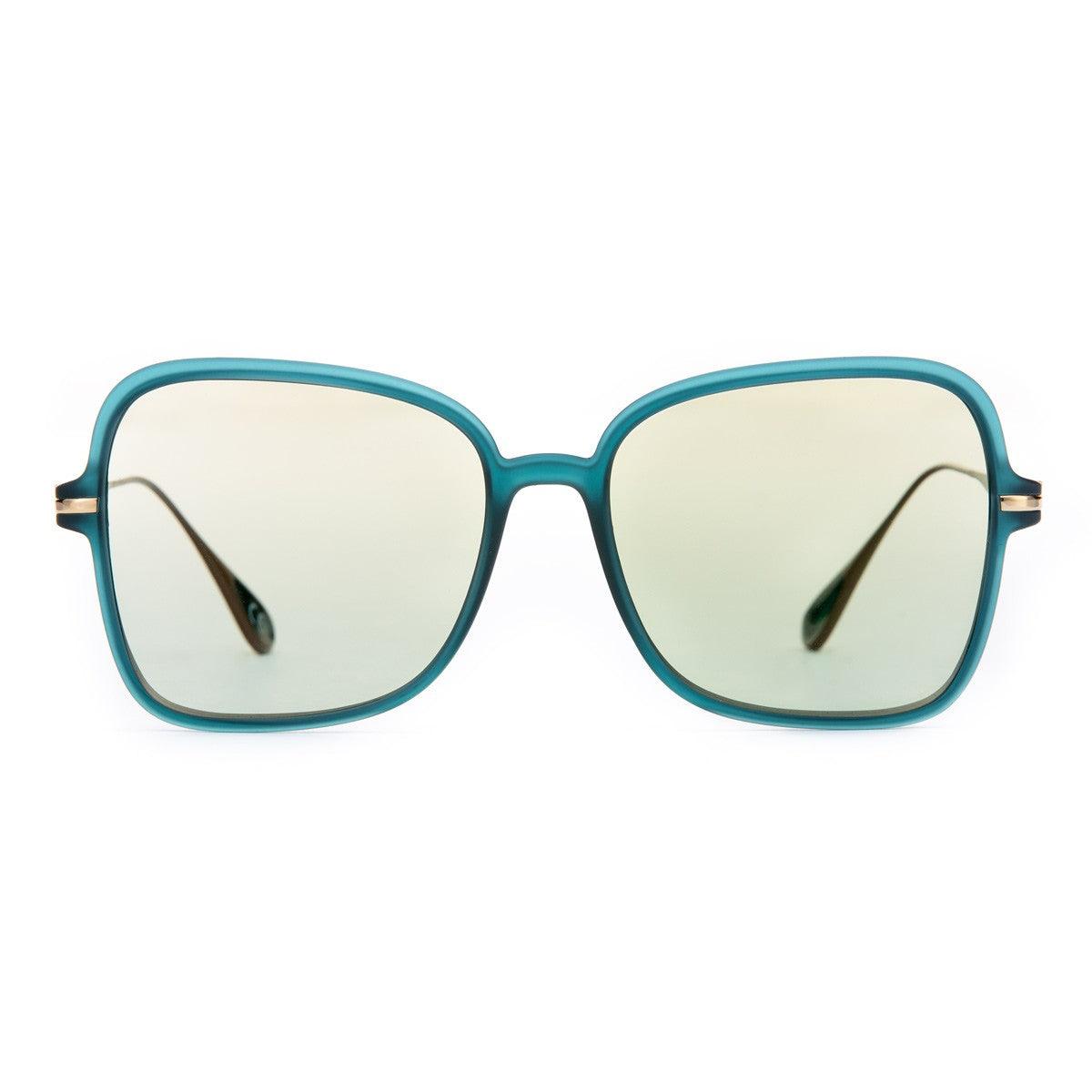 VIENTO C4 occhiali da sole in titanio con lenti verdi, eleganza e innovazione di AirDP Style.