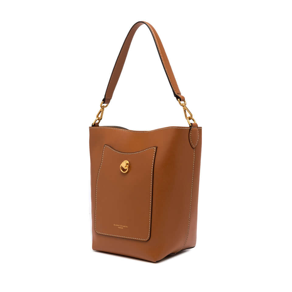 Rubina bucket bag by Gianni Chiarini Firenze in natural leather, featuring a shoulder strap and front pocket detail.