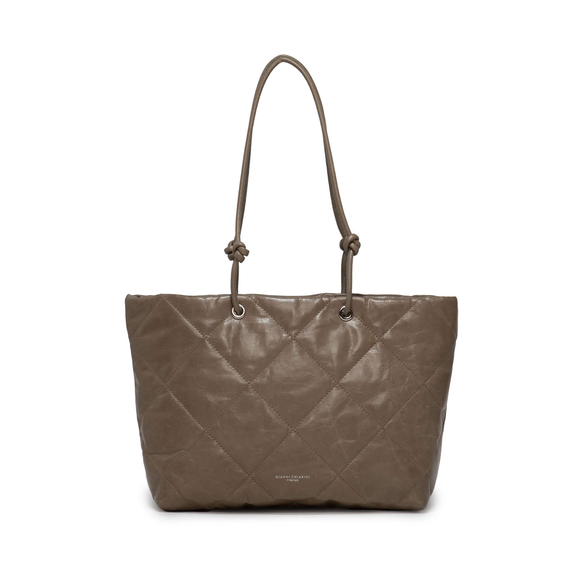 Elegant KATE tote bag in quilted smooth leather with adjustable handles and zip closure, dimensions 24x21x10cm.