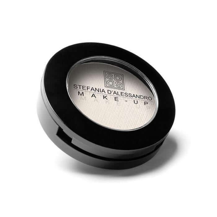 Ombretto Pearl by Stefania D'Alessandro, white pearl eyeshadow in a sleek black compact, .4g.
