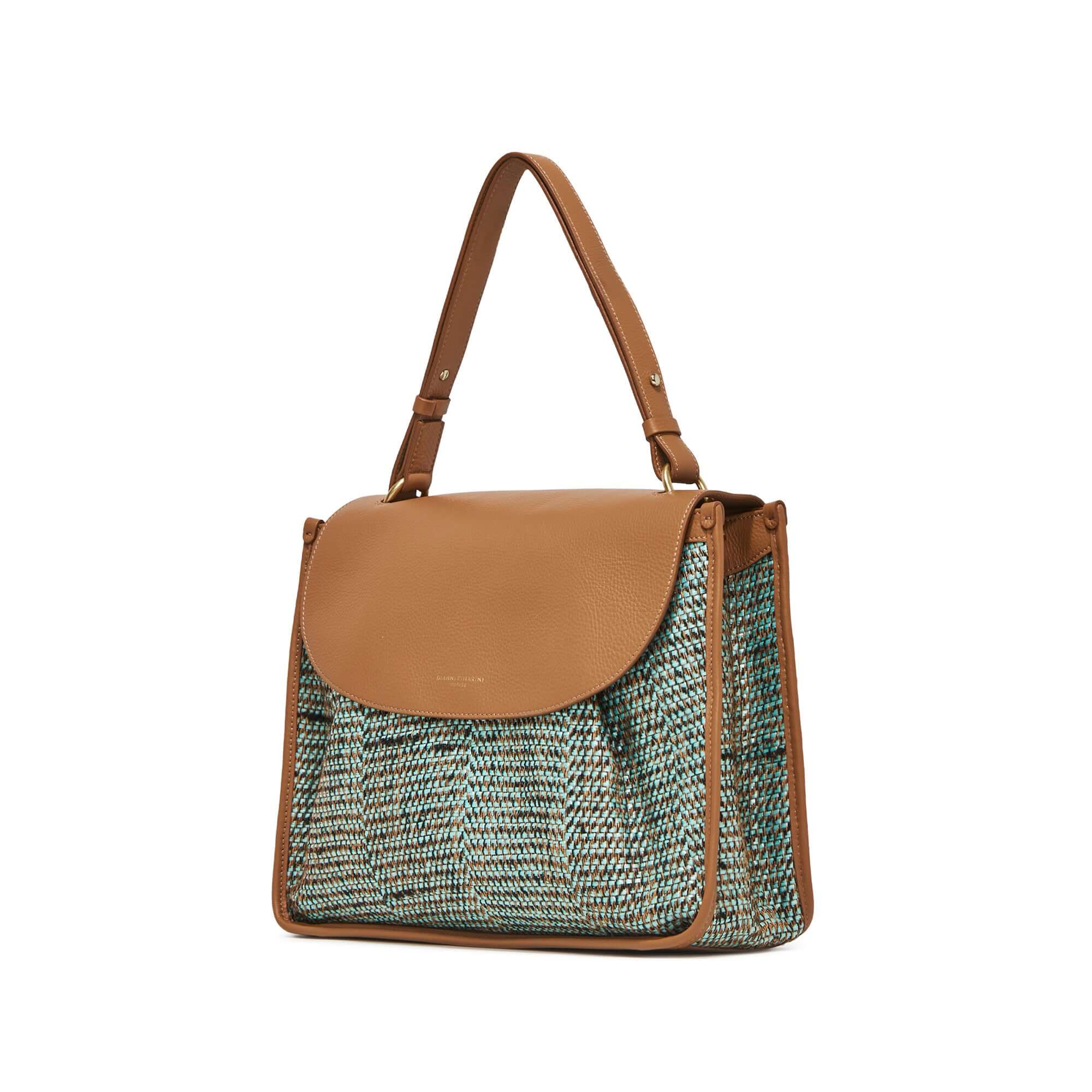 Borsa a spalla Louise di Gianni Chiarini in rafia intrecciata con manico in pelle, dimensioni 31x28x12 cm.