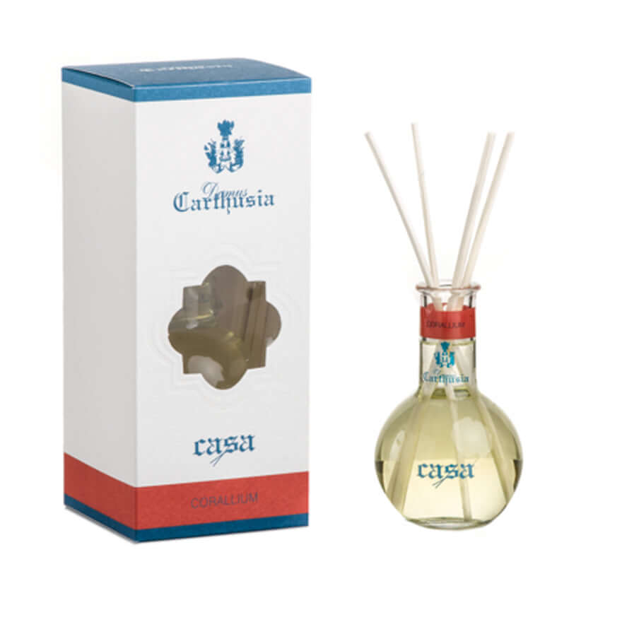 Corallium Diffusore with essential oil and reeds in a stylish bottle and box for home fragrance.
