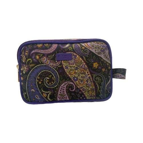 Toiletry bag with handle