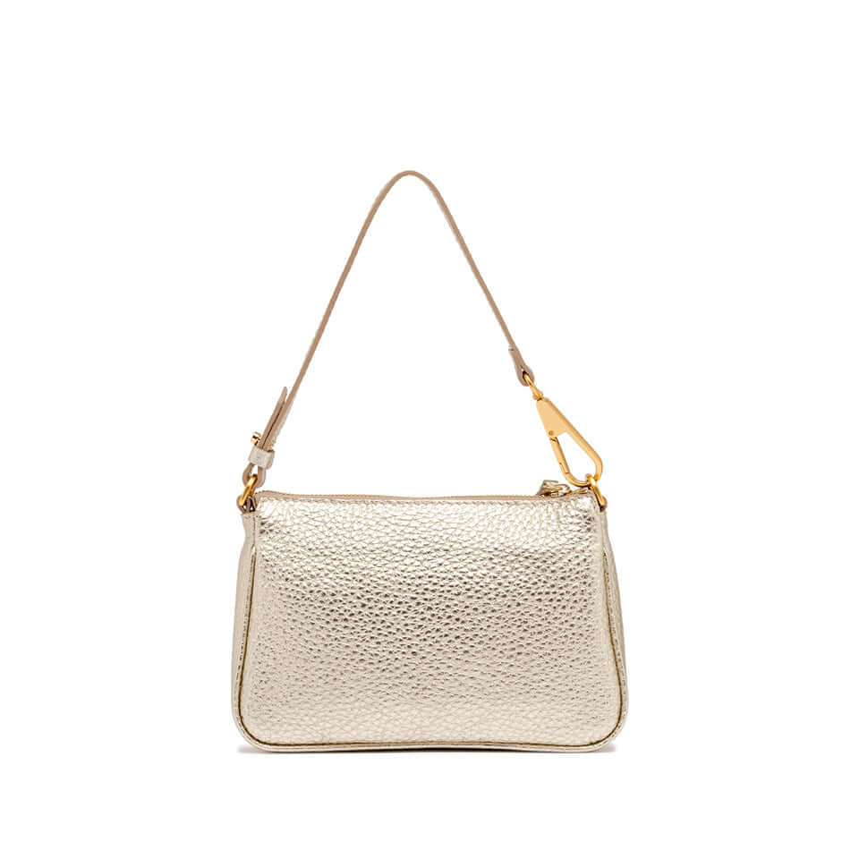 Elegante borsa Brooke in pelle grana maxi con tracolla e chiusura a zip, dimensioni 23x14x4 cm.