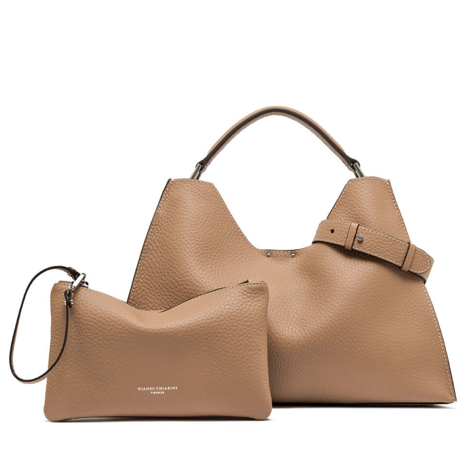 AURORA handbag by Gianni Chiarini, trapezoidal design in maxi grain leather, includes practical pouch and adjustable strap.