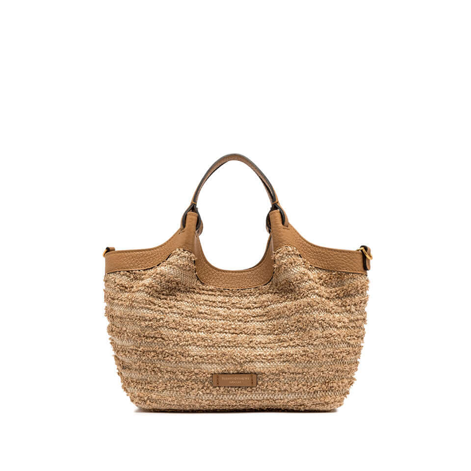 DUA straw bag with double leather handles, versatile design for hand or shoulder carry, dimensions 24x27x12 cm.