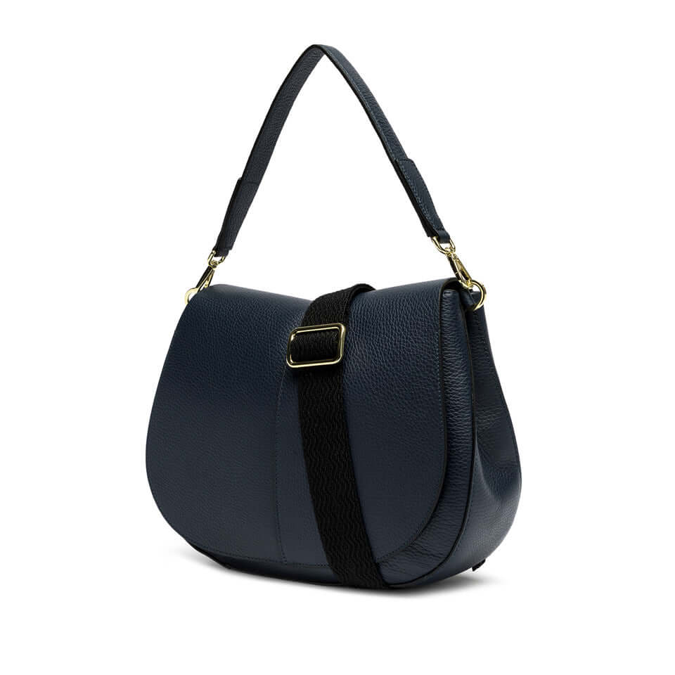 Borsa HELENA ROUND di Gianni Chiarini, in pelle martellata, design contemporaneo e tracolla versatile.