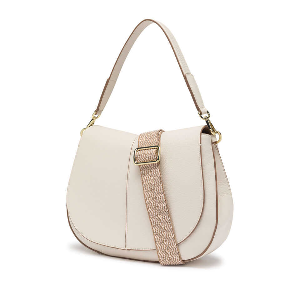 Borsa HELENA ROUND di Gianni Chiarini, in pelle martellata con tracolla e design contemporaneo.