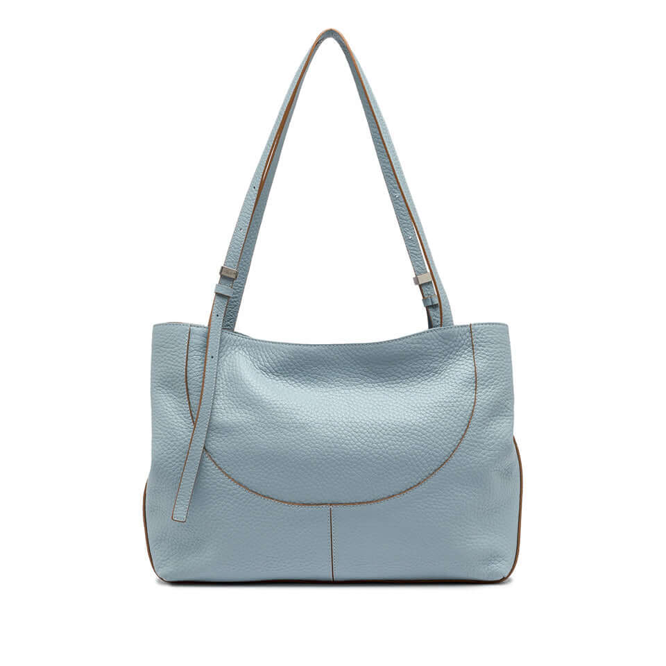 Minerva by Gianni Chiarini Firenze: stylish maxi grain leather handbag in light blue, featuring shoulder straps and magnetic closure.