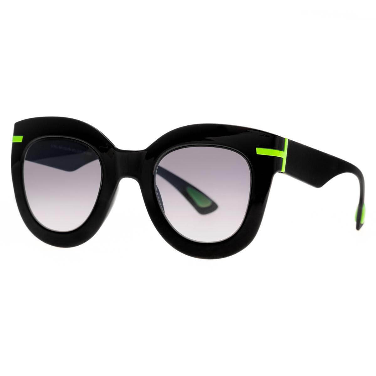 NICOLE C15 occhiali da donna forma a gatto oversize, eleganza e audacia, frontale nero con dettagli verdi.