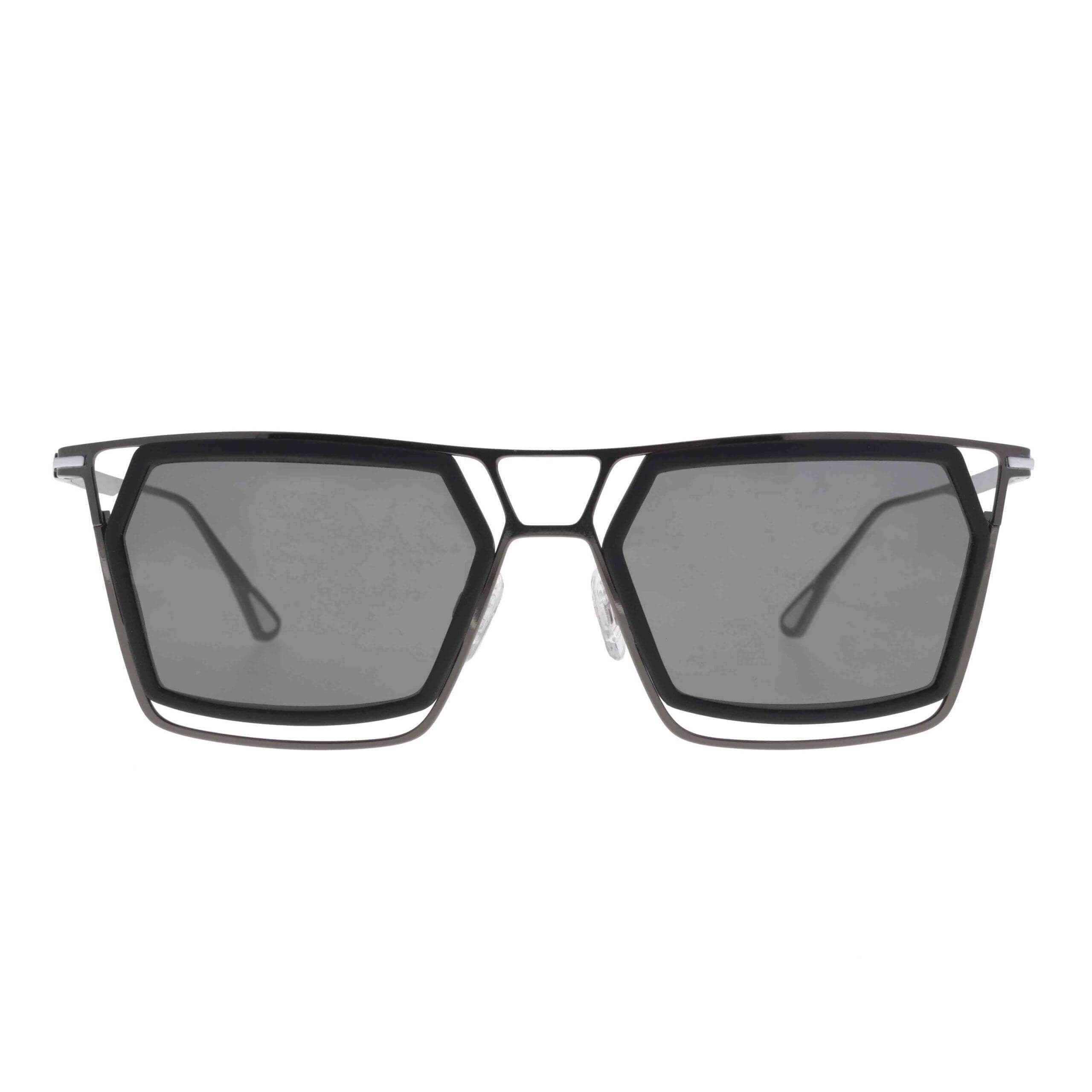 CANOPO C3 modern sunglasses with bold design and lightweight metal frame, perfect for a distinctive style.