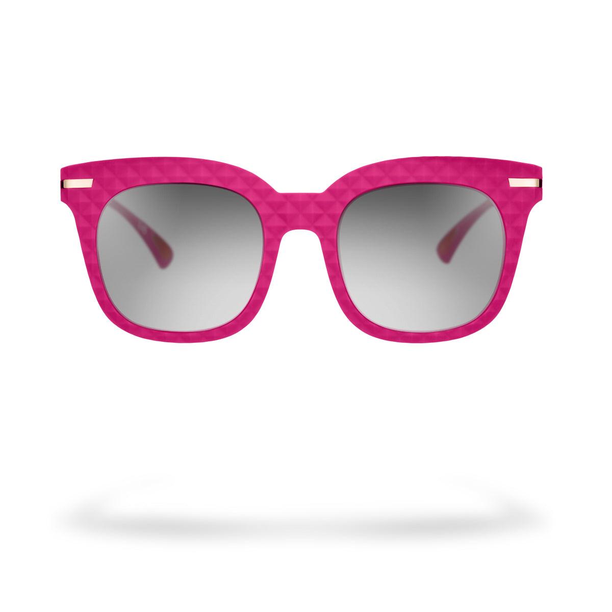 Occhiali da sole MARIANNA C4 di Alessandro Del Piero, forma a gatto, fucsia lucidi, lenti fotocromatiche.
