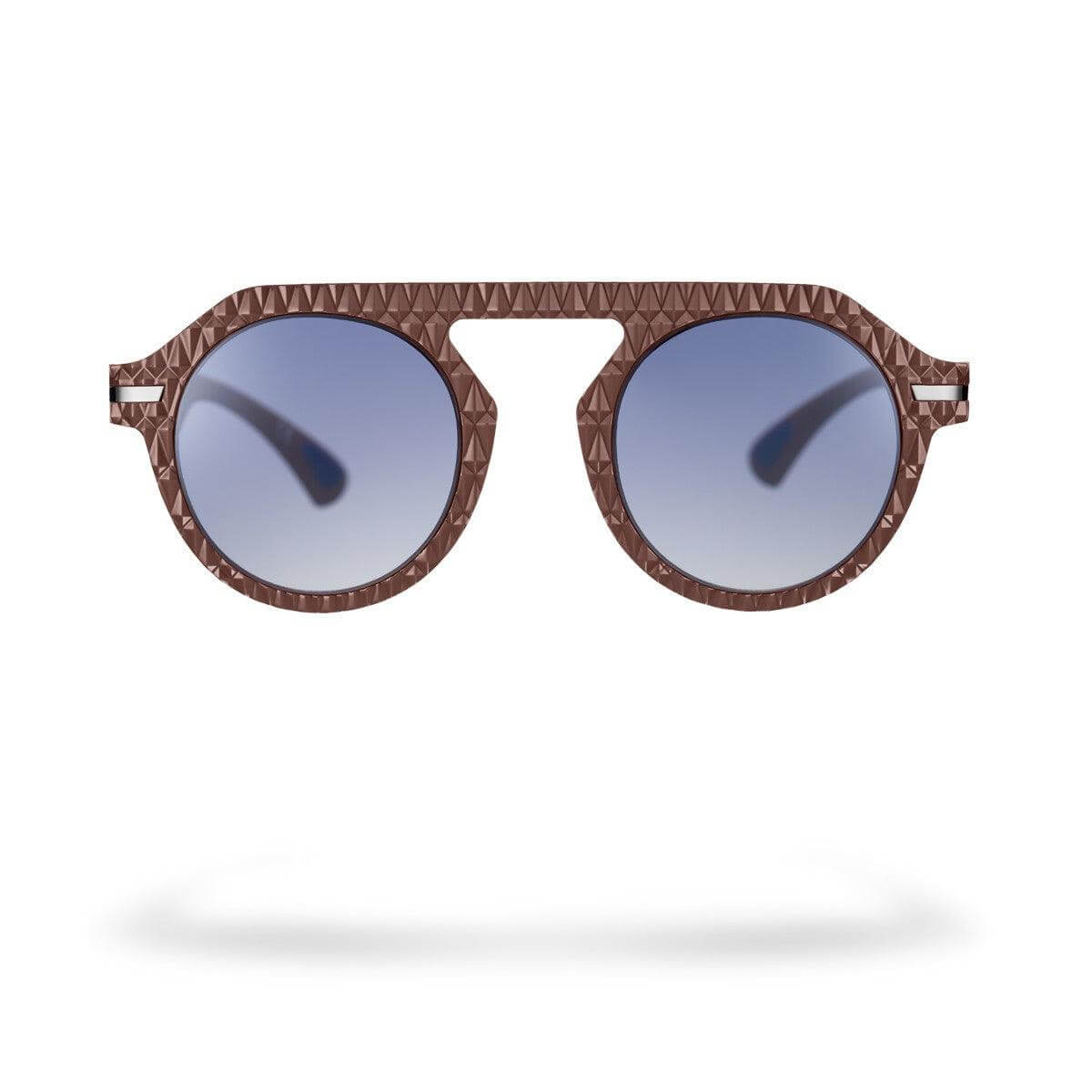 MARCO C1 occhiali da sole marroni con lenti blu sfumate, collezione Flexo di Alessandro Del Piero, design moderno ed elegante.