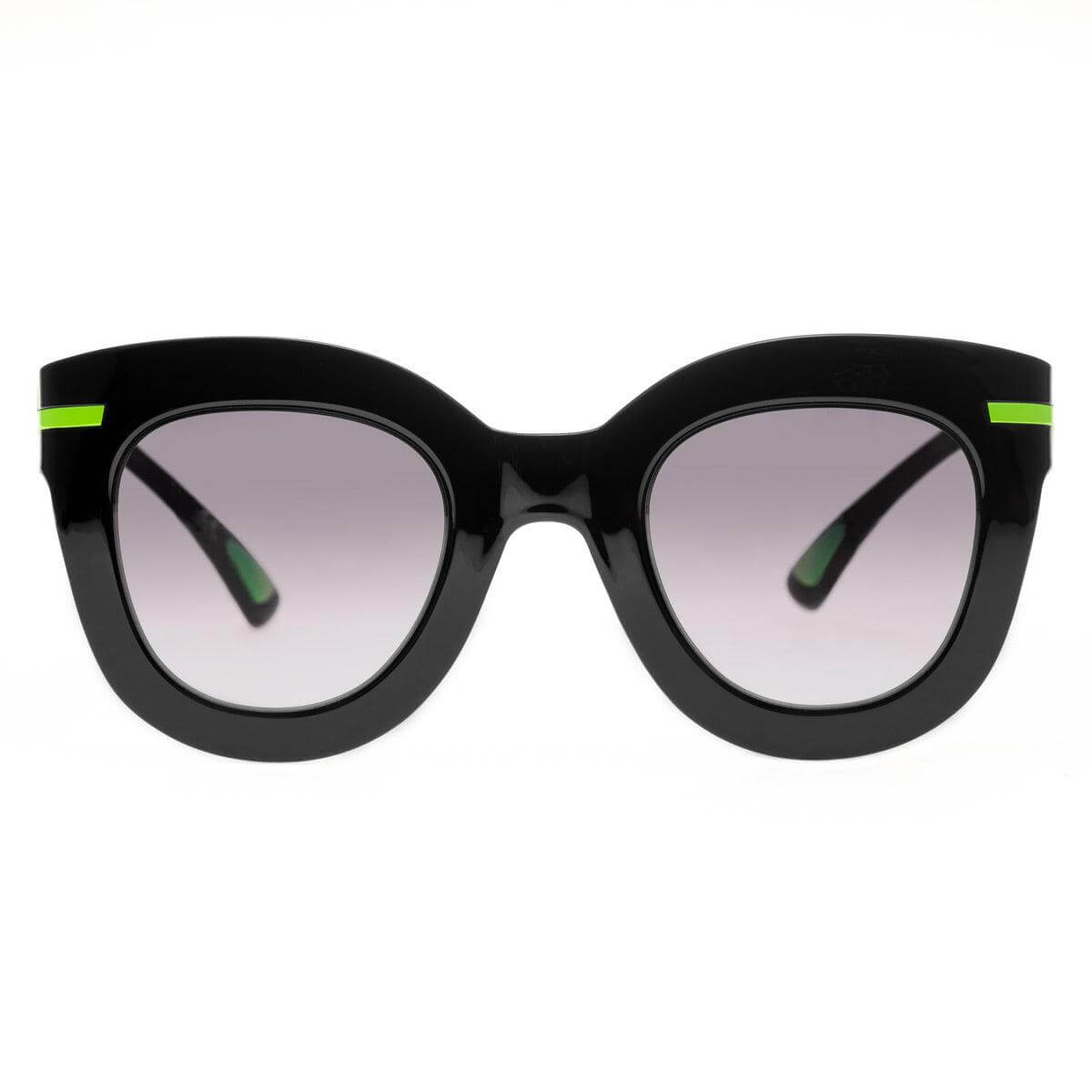 NICOLE C15 occhiali da sole a gatto con lenti grigio sfumato e dettagli verdi, perfetti per uno stile elegante.