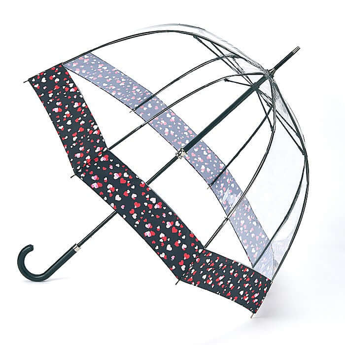 Ombrello Luxe Love Heart, moda a cupola con stampa a cuori e copertura trasparente in PVC.