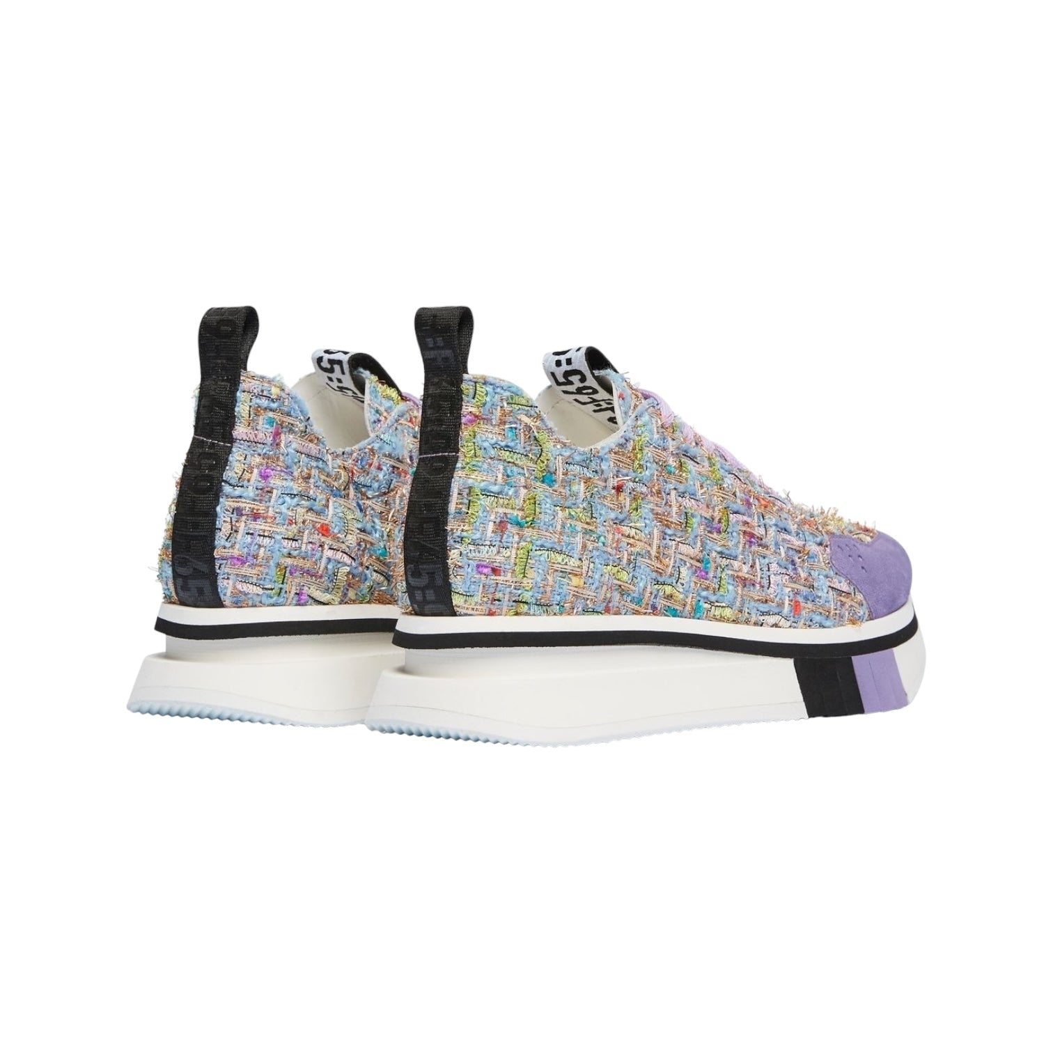 Stylish Fabi F65 sneakers with flexible sole and colorful woven design for ultimate comfort.