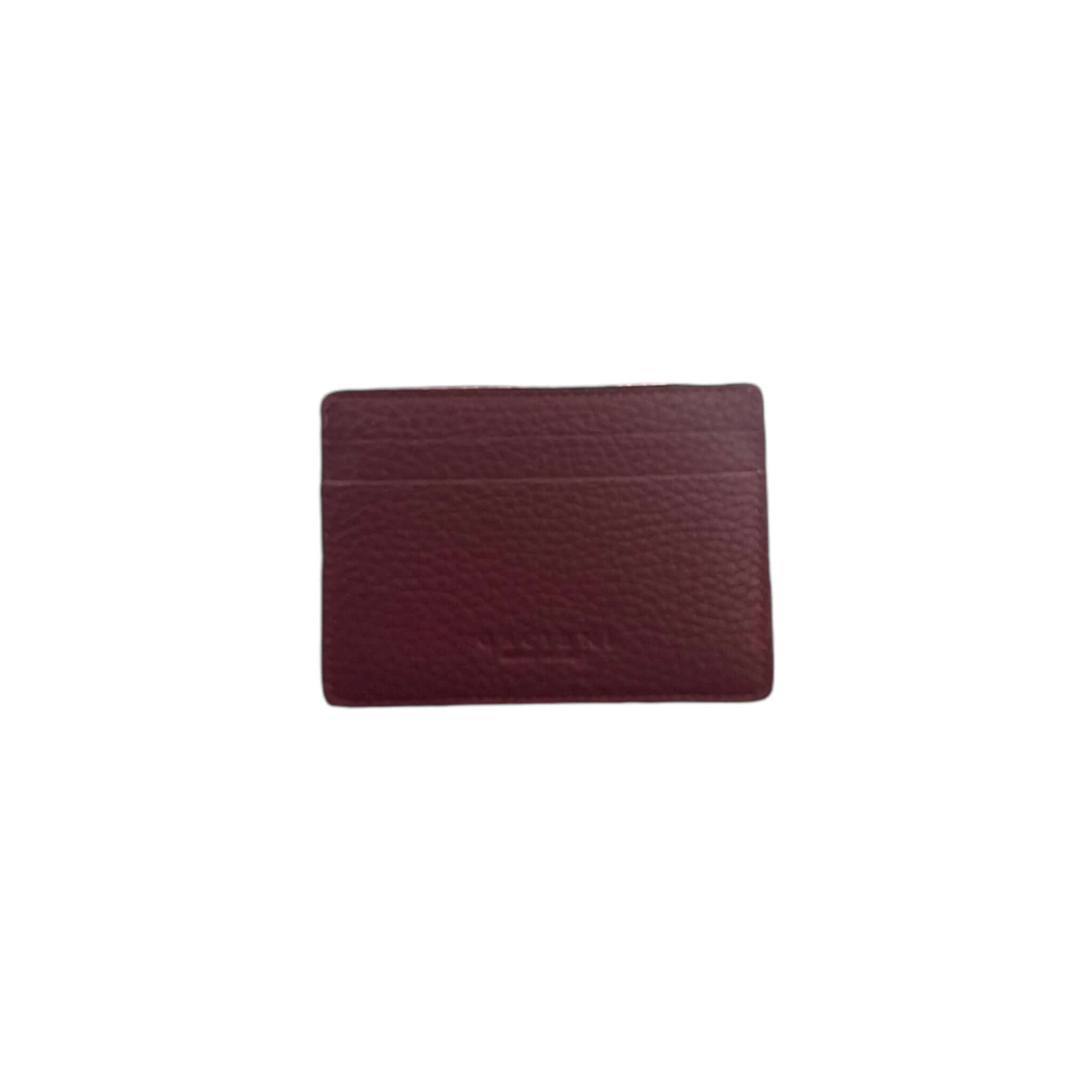Portacarte Micron in pelle martellata, color borgogna, con quattro scomparti e protezione RFID.