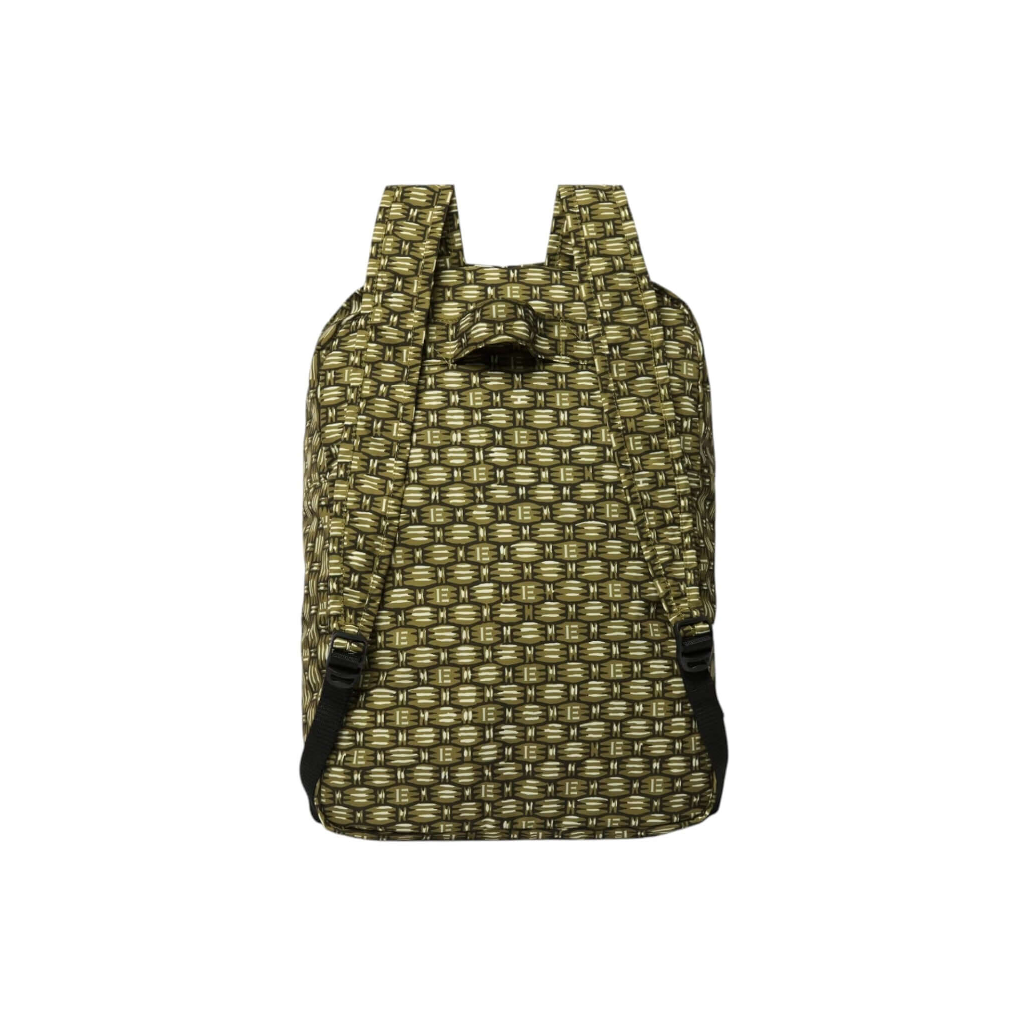 Zaino Cannage in poliestere riciclato, design unico, dimensioni 28x39x11 cm, ripiegabile e resistente per uso quotidiano.