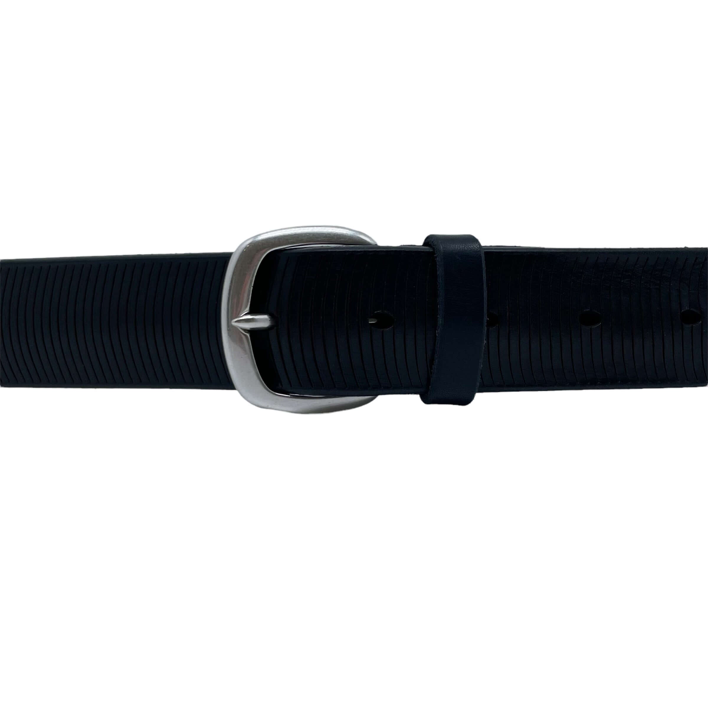 Cintura Bull Soft Blu in cuoio con fibbia finitura argento, decorazione incisa, made in Italy, larghezza 3,5 cm.