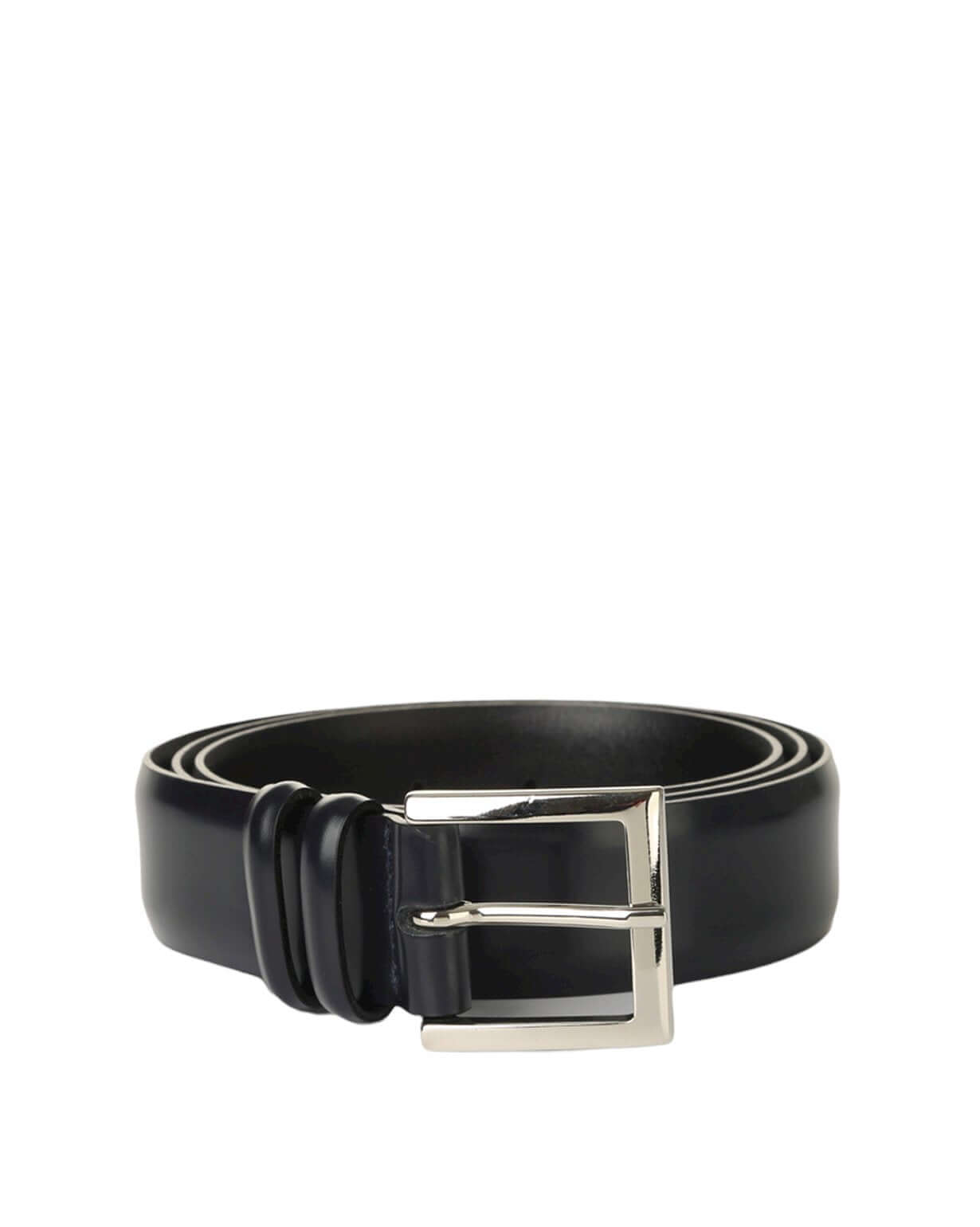 Classical calf leather belt in matte finish with a nickel buckle, perfect for elegant outfits.