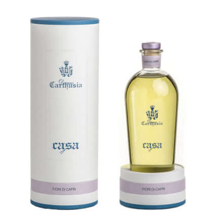 Fiori Di Capri Diffusore in eleganti confezione bianca e blu, profumo delicato per ambienti.