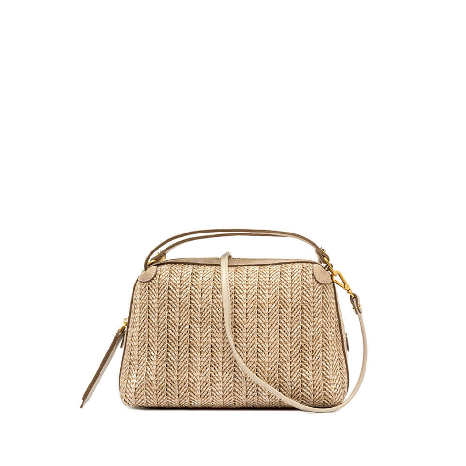 Borsa Alifa di Gianni Chiarini, in paglia intrecciata con profilatura in pelle e tracolla, perfetta per l'estate.