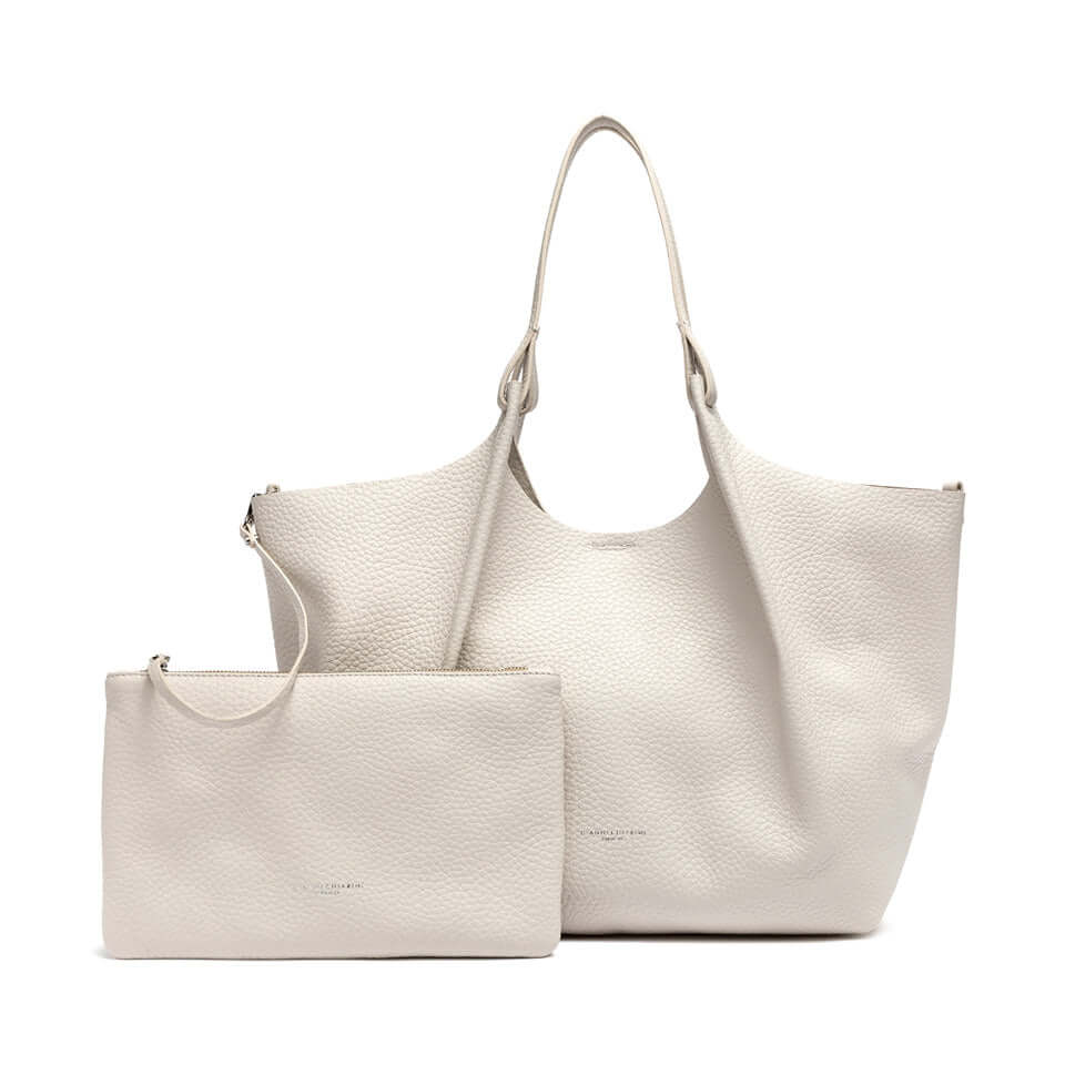 Borsa DUA di Gianni Chiarini in pelle bubble, include una pochette, elegante e versatile per ogni occasione.