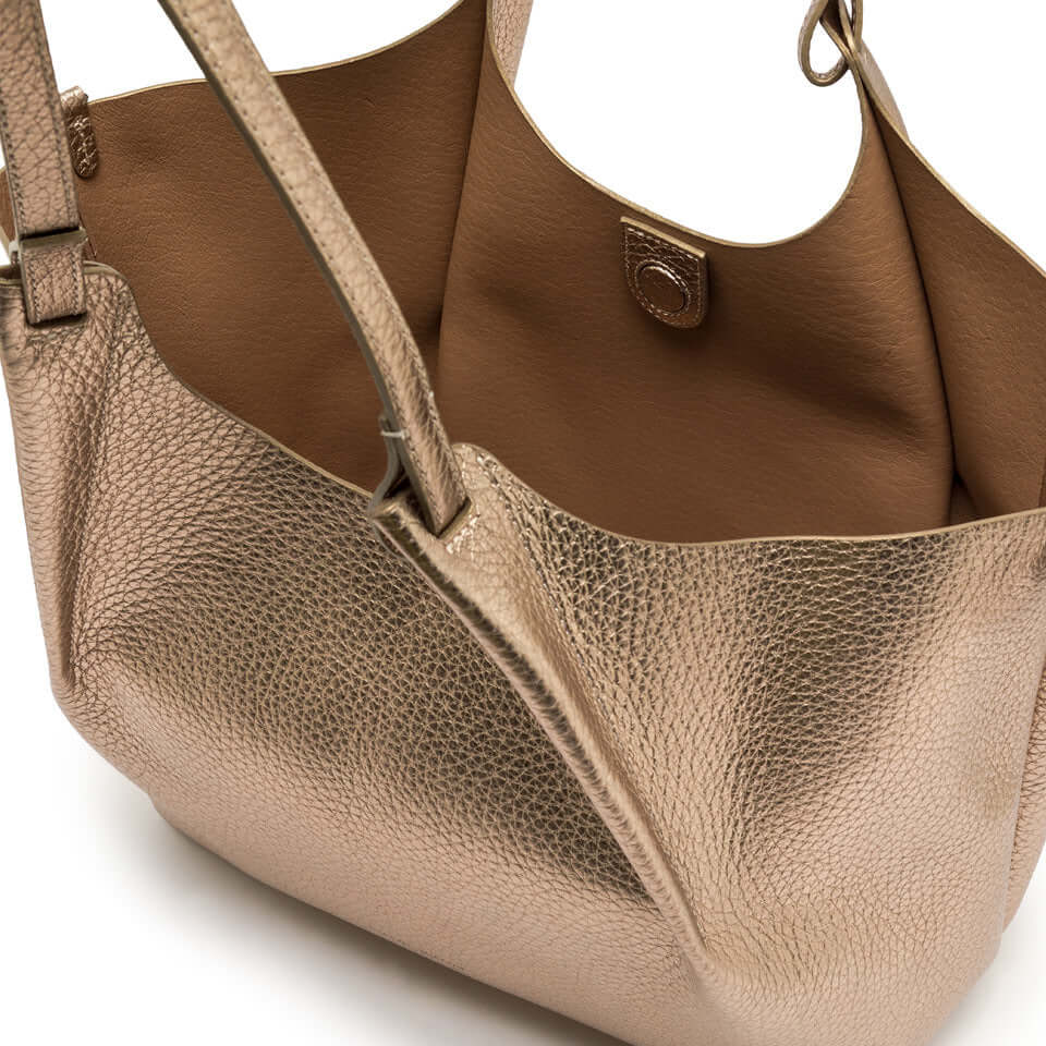 Borsa DUA in pelle bubble double con interno marrone, dettagli in pelle martellata, elegante e pratica.