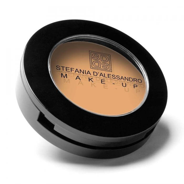 Fondotinta Sand 03 in polvere leggero e versatile, ideale per trucco professionale e quotidiano.