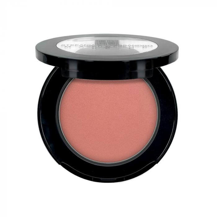 Ombretto Soft Rust in compact packaging, featuring a soft rust hue perfect for professional and daily use.