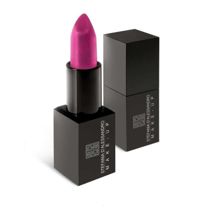 Rossetto Metal Plum lipstick, vibrant metallic purple shade in sleek black packaging, 4 ml by Stefano De Alessandro.
