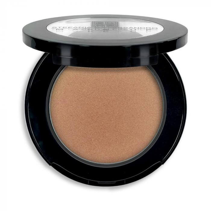 Fondotinta Cold 04 in polvere, tonalità rosa, leggero e versatile per trucco professionale e quotidiano, confezione da 9 gr.