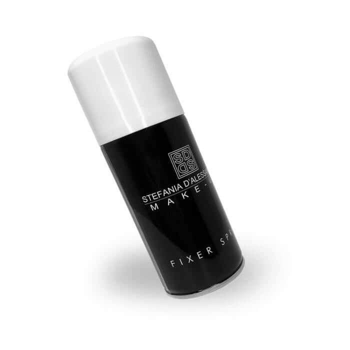 Stefania D'Alessandro Fixer Spray bottle, 150ml, for setting and protecting makeup from external agents.