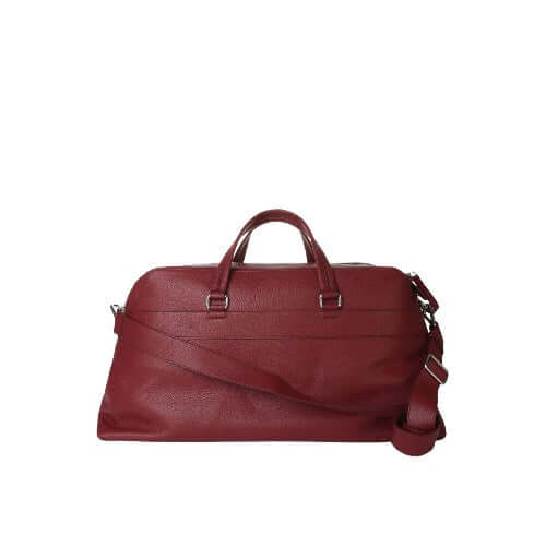 Borsone da viaggio in pelle rossa con tracolla regolabile, chiusura a doppia zip e dettagli palladio, made in Italy.